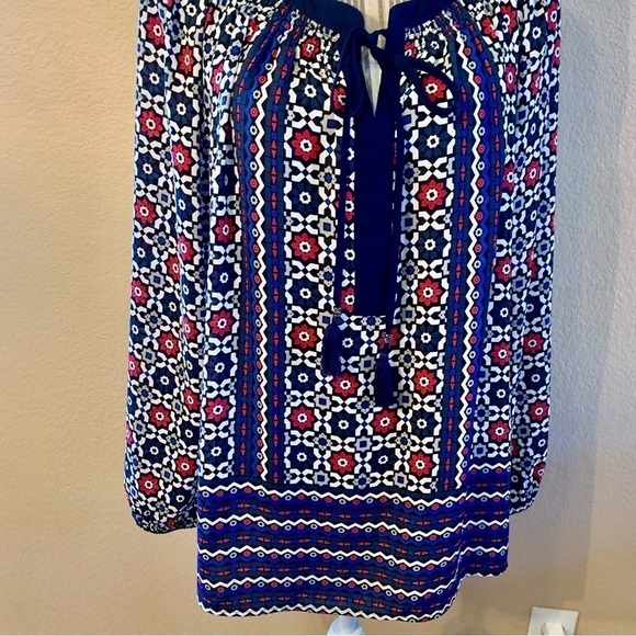 DR2 Tunic Top Large Red Navy Blue White Gray Keyhole Drawstring Tassels Floral - Picture 4 of 16